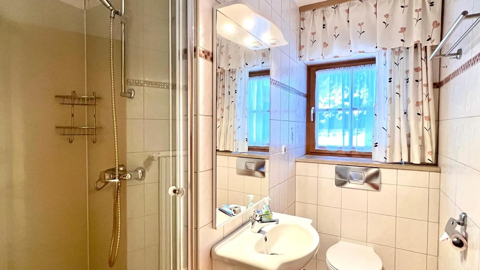 Appartementhaus Koenigstrasse Ferienwohnung Linderhof Füssen